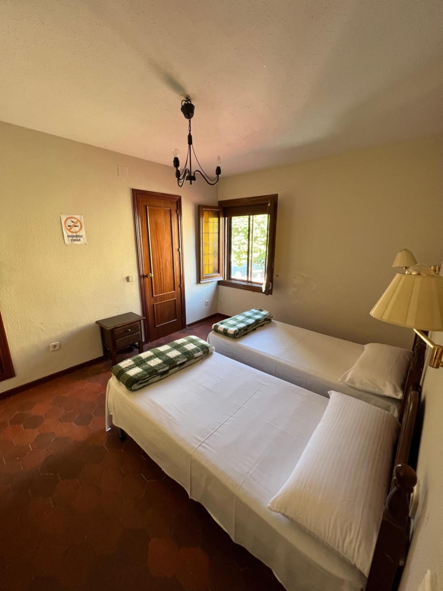 Hostal Sabor Fusion Otel La Pradera de Navalhorno Dış mekan fotoğraf